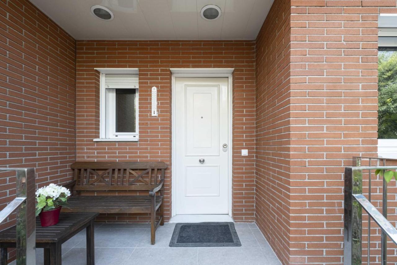 הוספיטלט דה יוברגאט Centric Apartment Gran Via Fira Montjuic מראה חיצוני תמונה